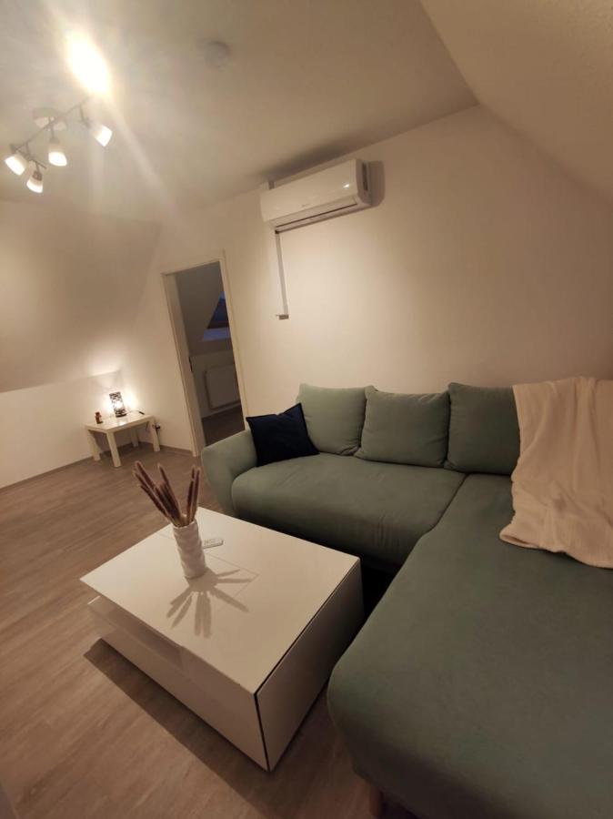 Dachgeschosswohnung Mit Klimaanlage In Bester Lage مندن المظهر الخارجي الصورة